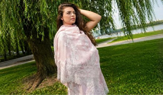 Cashmere Scarf Women Will Love: A Complete Style & Buying Guide