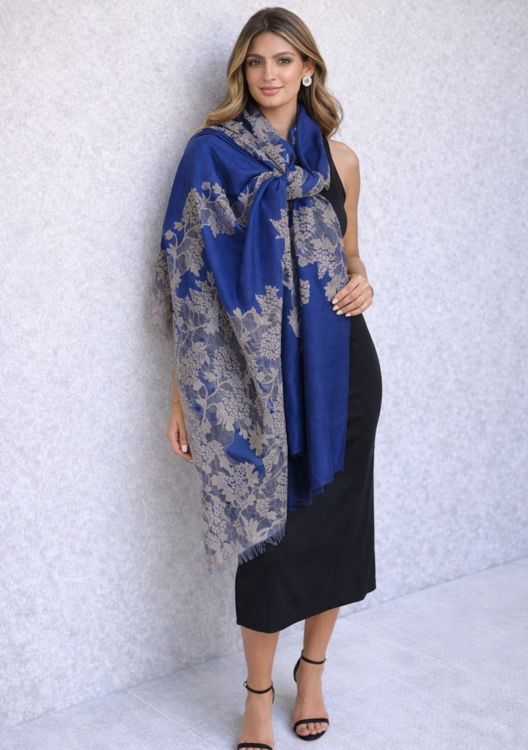 Denim Blue Wool & Silk Scarf
Mousse Lace