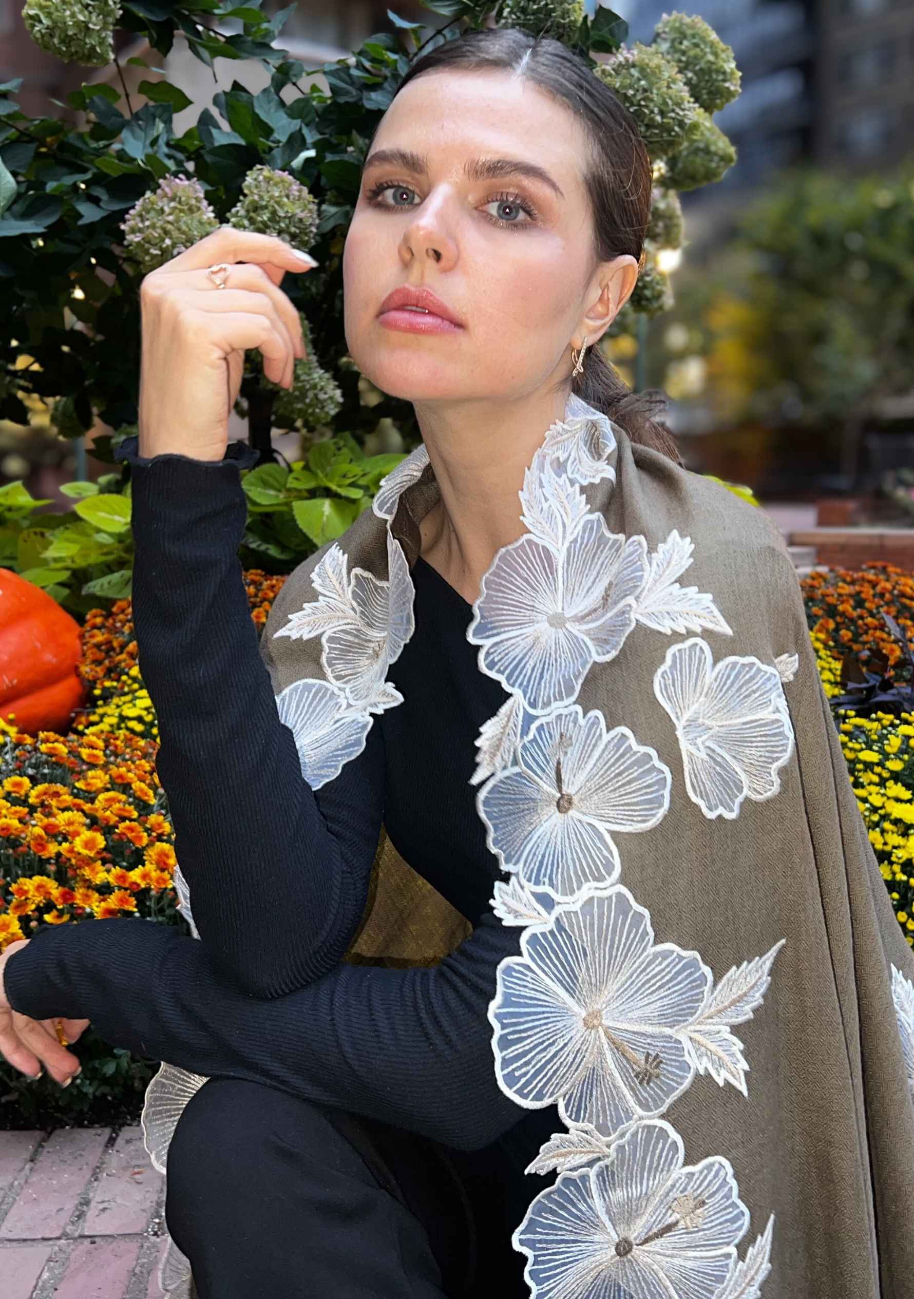 Stone Cashmere Scarf
Ivory Embroidery