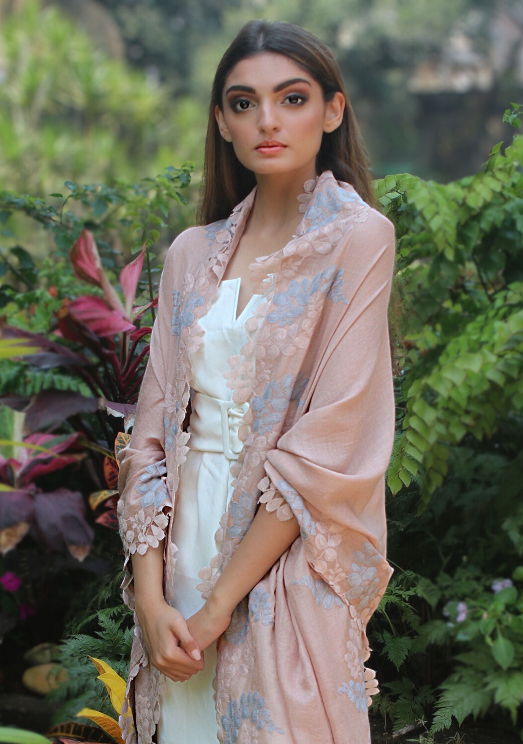 Light Copper Silk & Wool Scarf
Light Copper & Mousse Lace