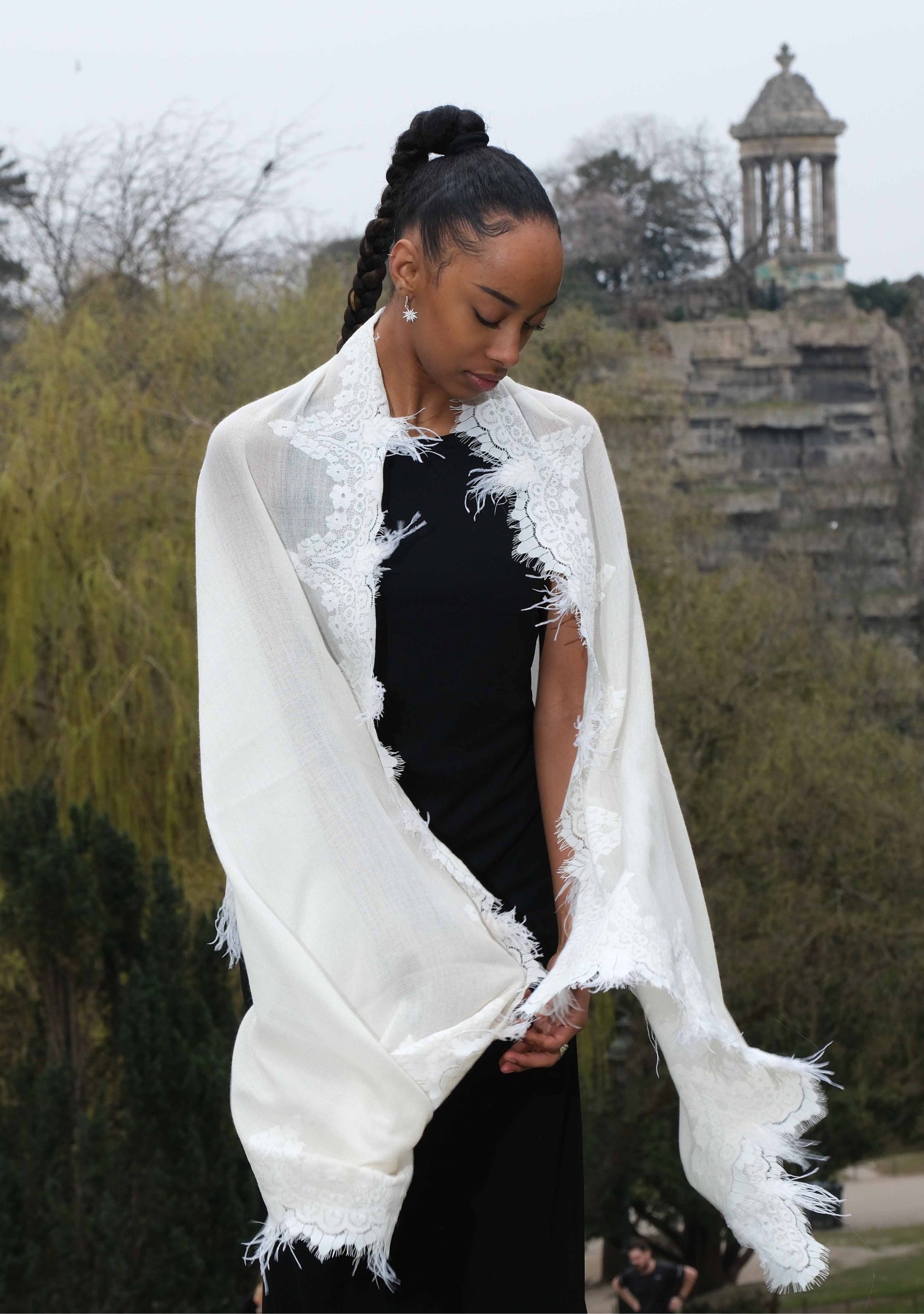 Ivory Cashmere Scarf
Ivory Lace & Feathers