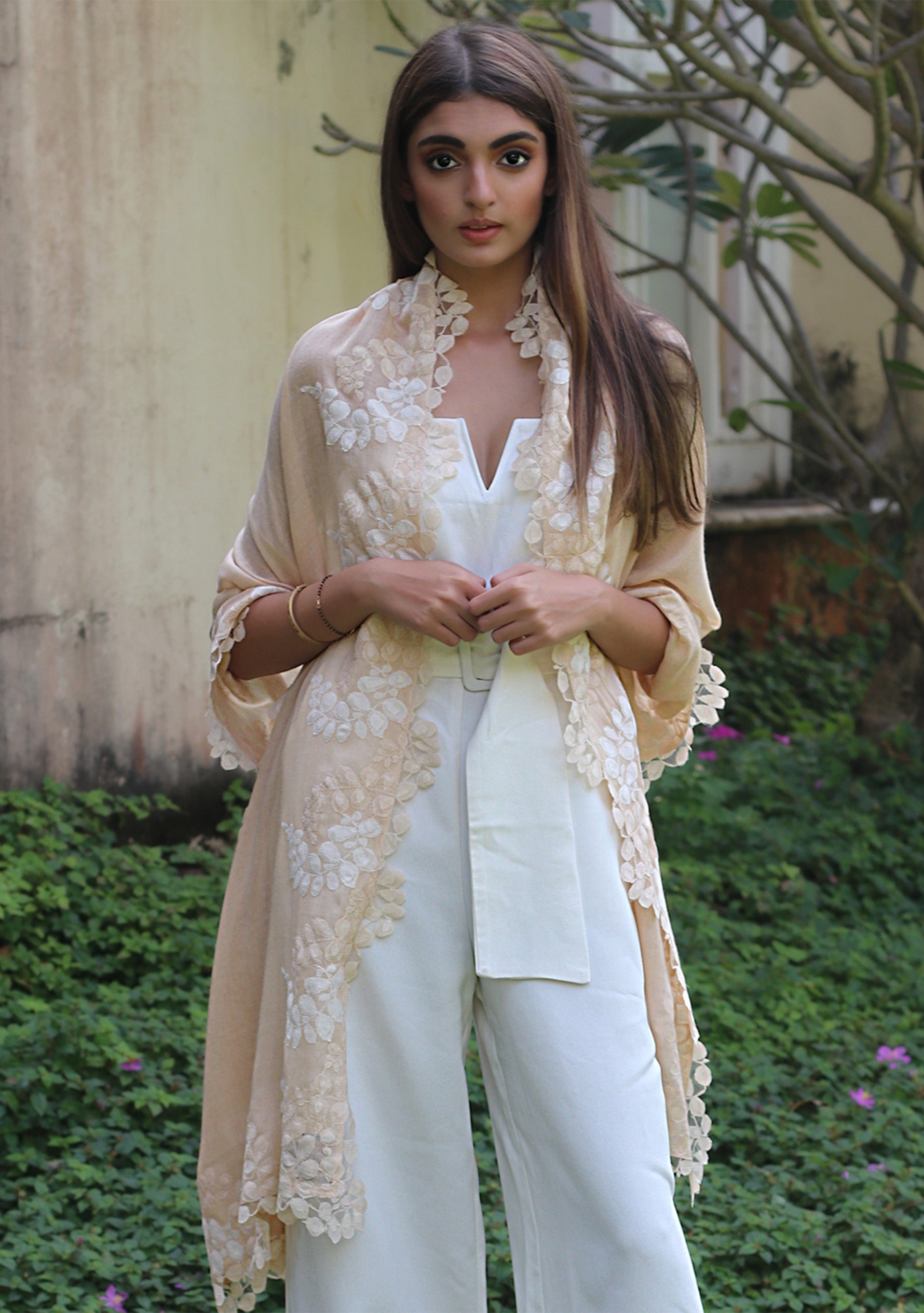 Beige Silk & Wool Scarf
Beige & Ivory Lace