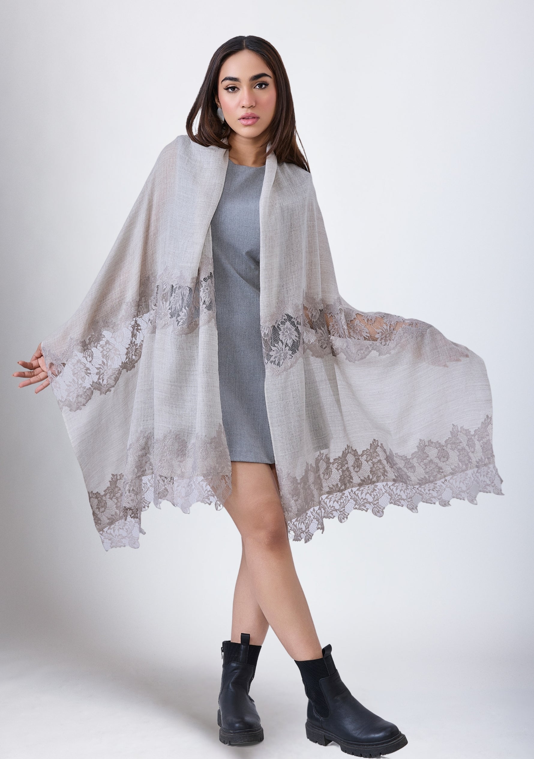 Taupe Melange Wool & Silk Scarf
Dk. Taupe Lace