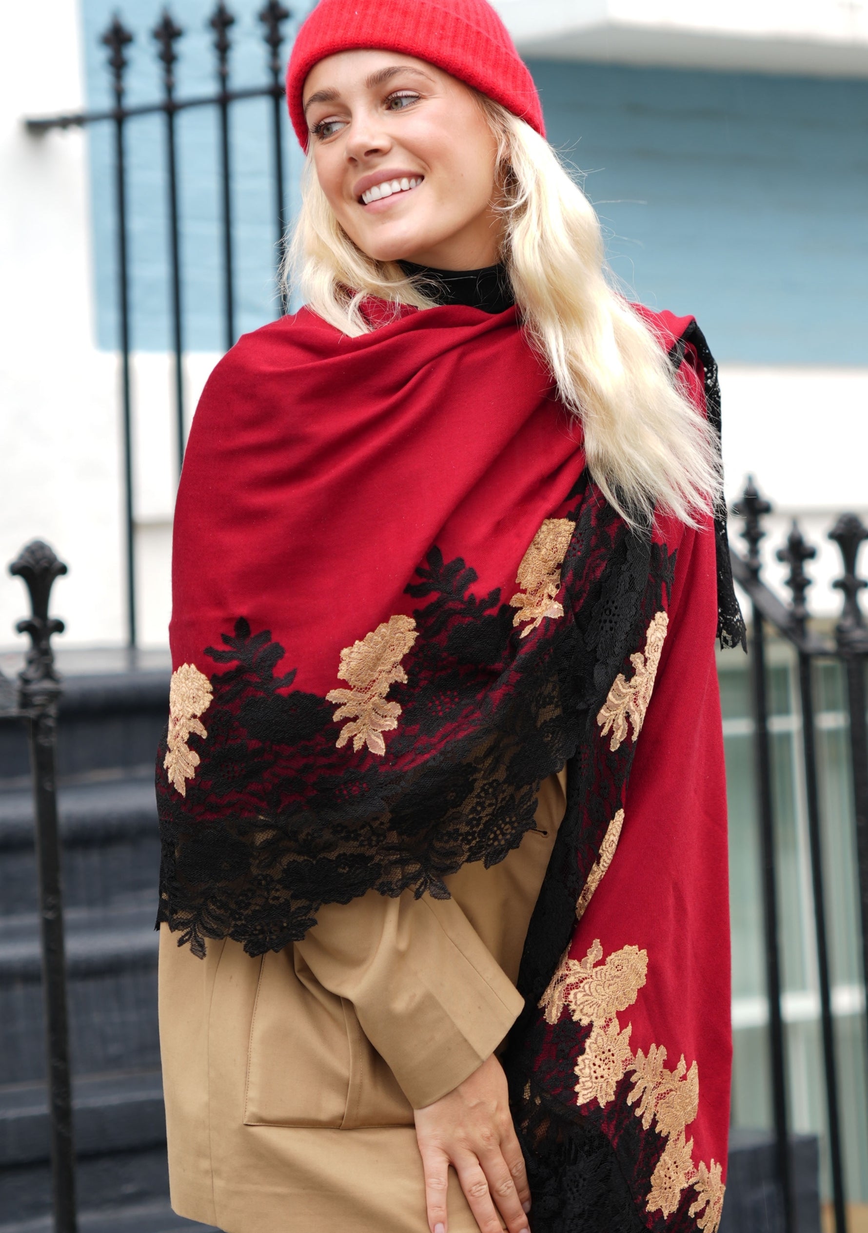Maroon wool & Silk Scarf
Black & Dk. Gold Double Color Lace