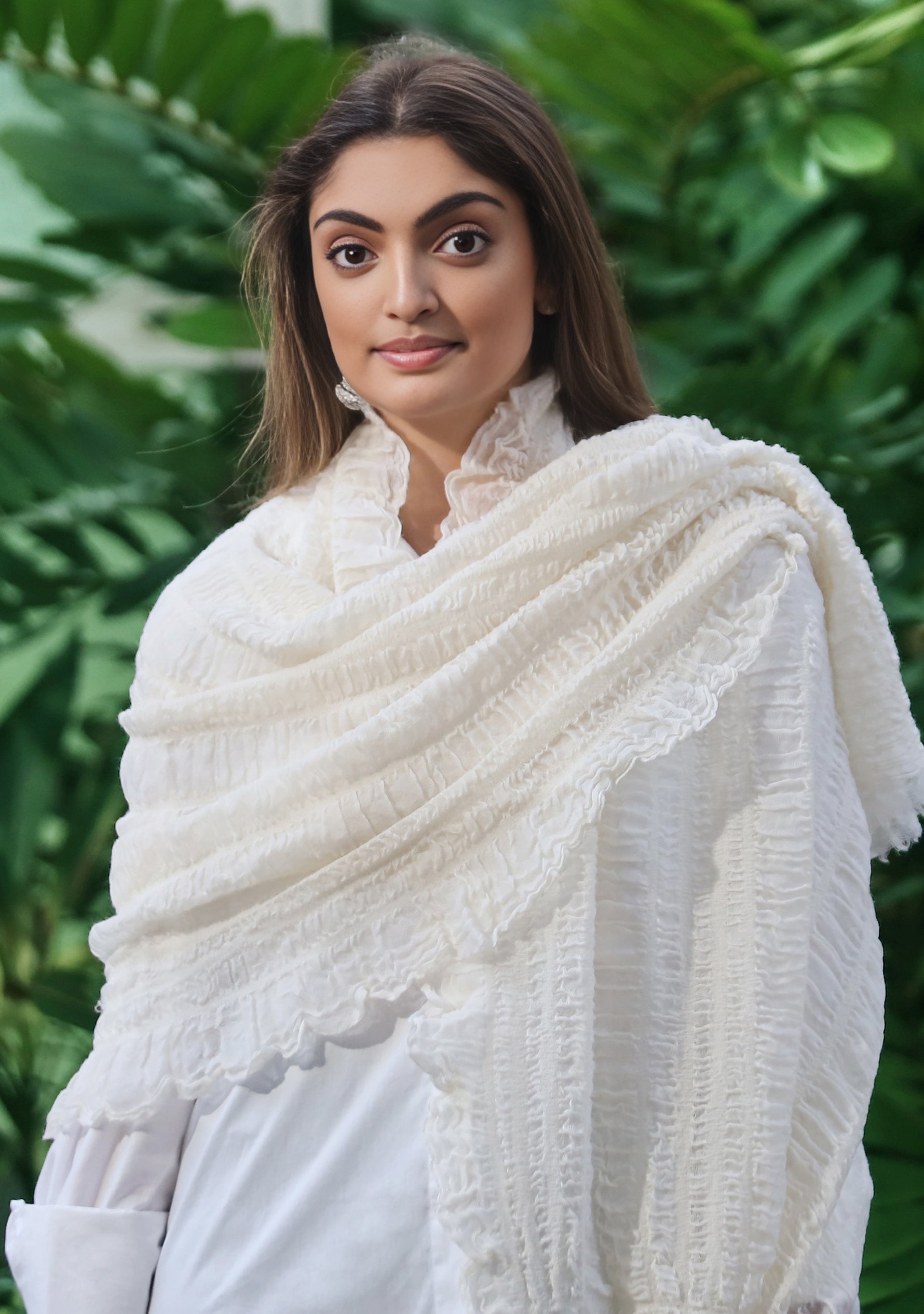 Ivory Fine Wool Stretchable Crinkle Scarf