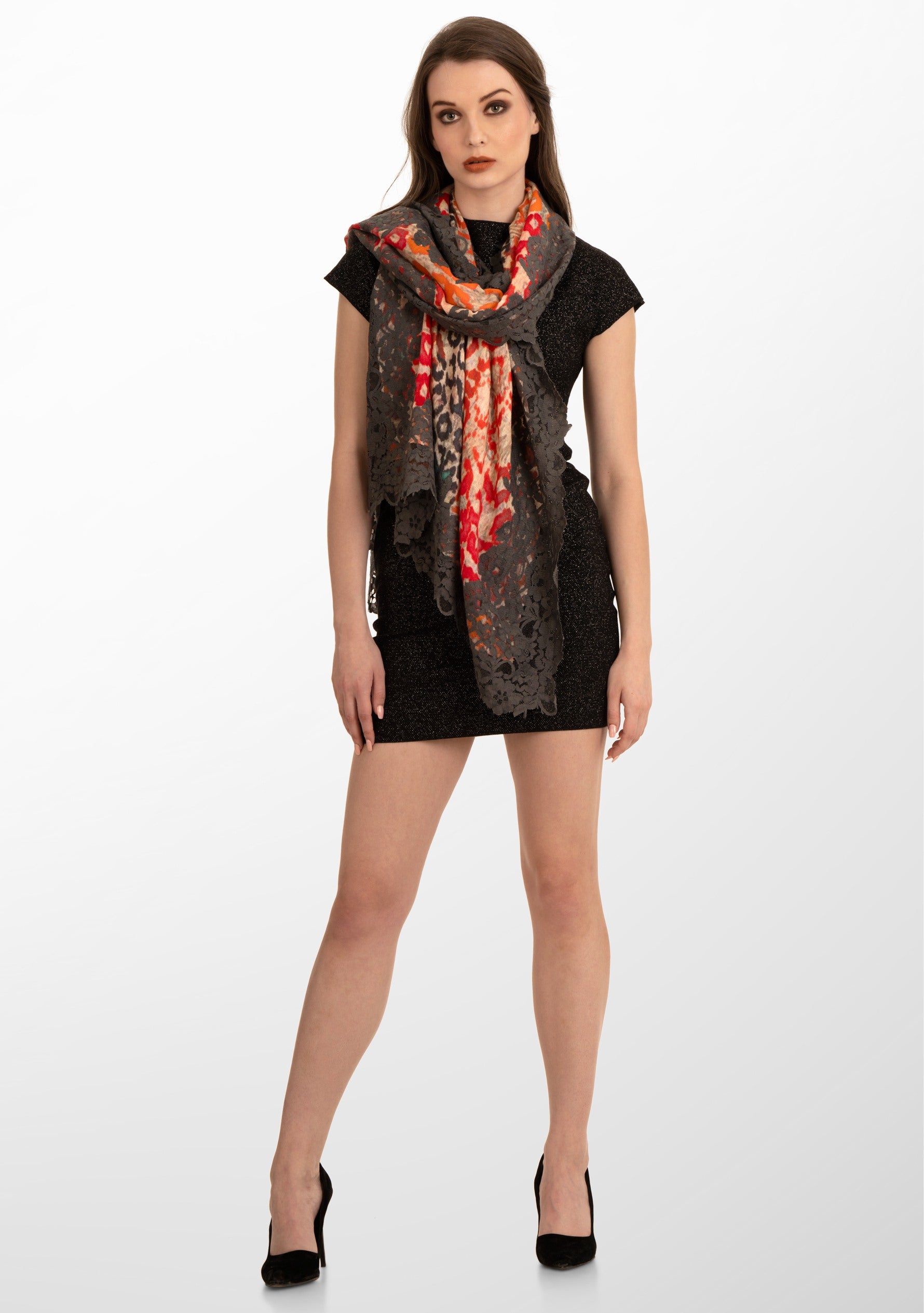 Red Leopard Print Wool & Silk ScarfGray Lace