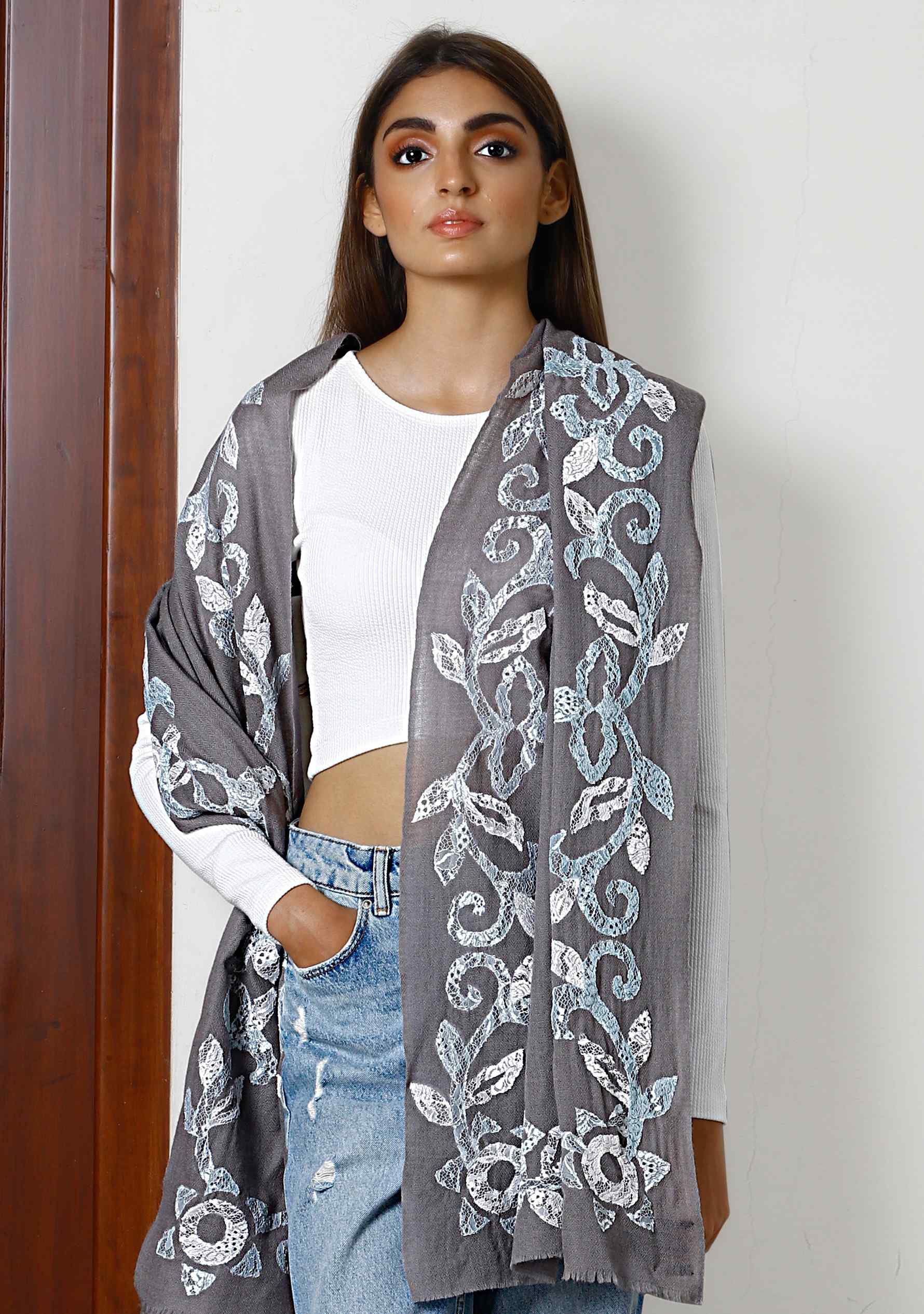 Mousse Cashmere Scarf Lt. Blue & Ivory Lace