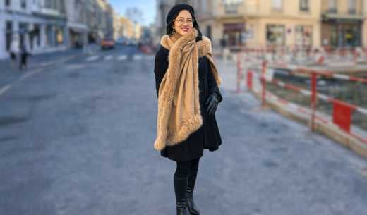 Après Ski Style: Why Cashmere Scarves Are the Perfect Slope‑to‑Lodge Accessory