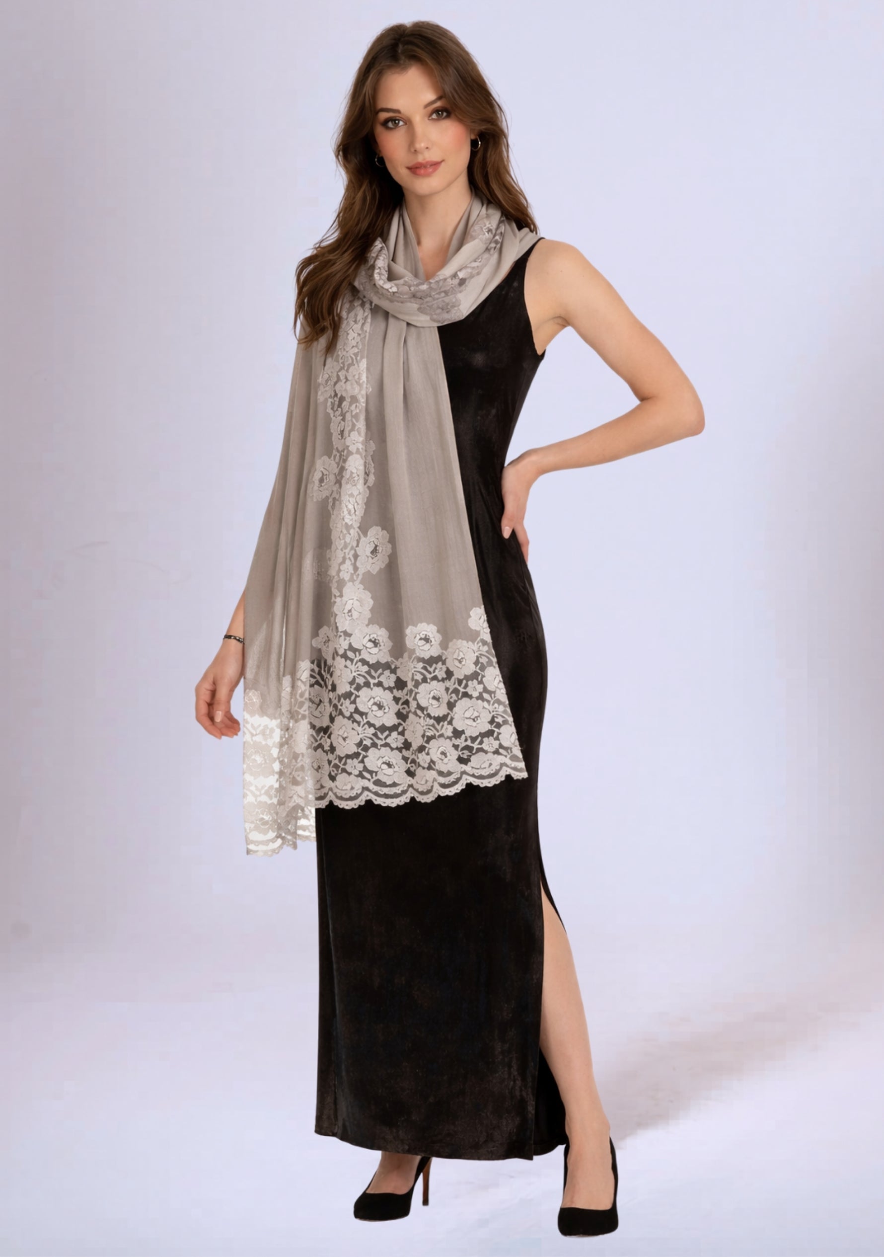 Mousse Ombre Wool & Silk Scarf 
Mousse Ombre Floral Lace