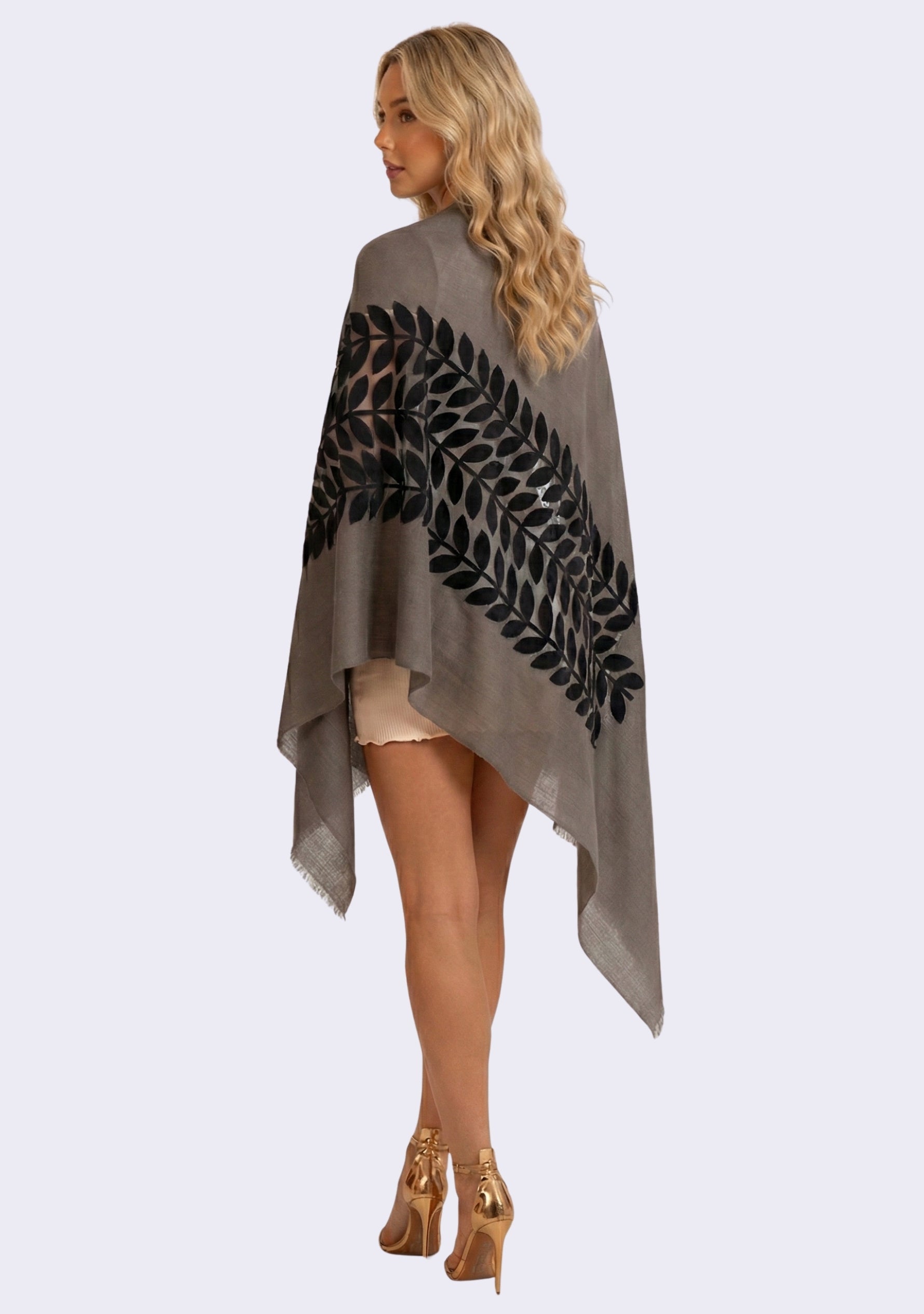 Mousse Cashmere Scarf Charcoal Suede Leather Applique