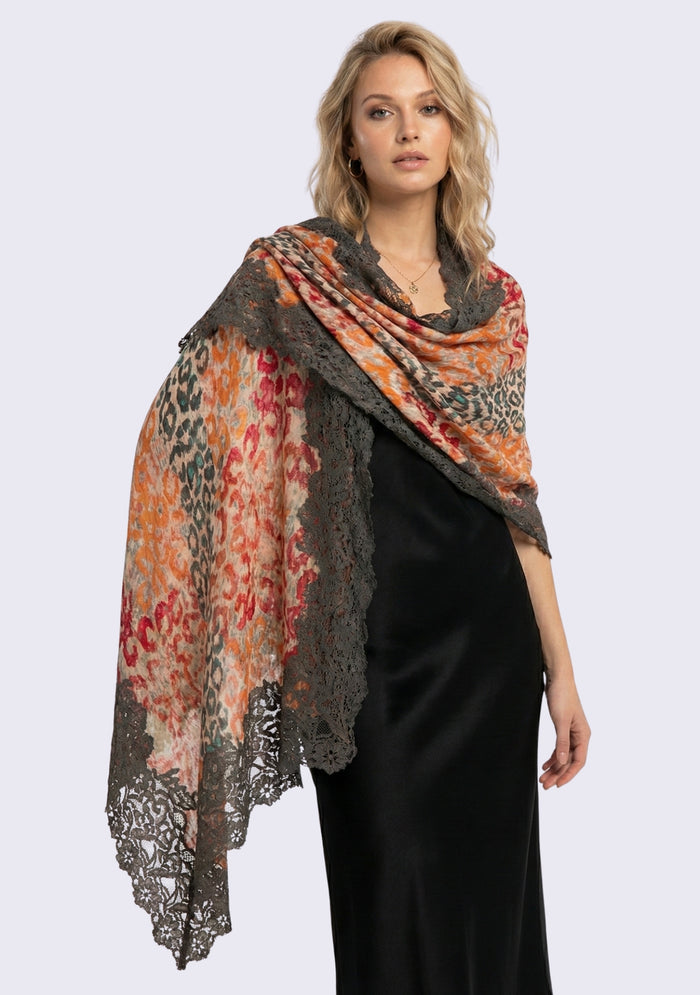 Red Leopard Print Wool & Silk ScarfGray Lace