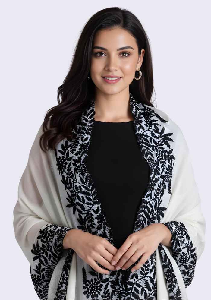 Ivory Cashmere Scarf
Black Embroidery & Ivory Lace