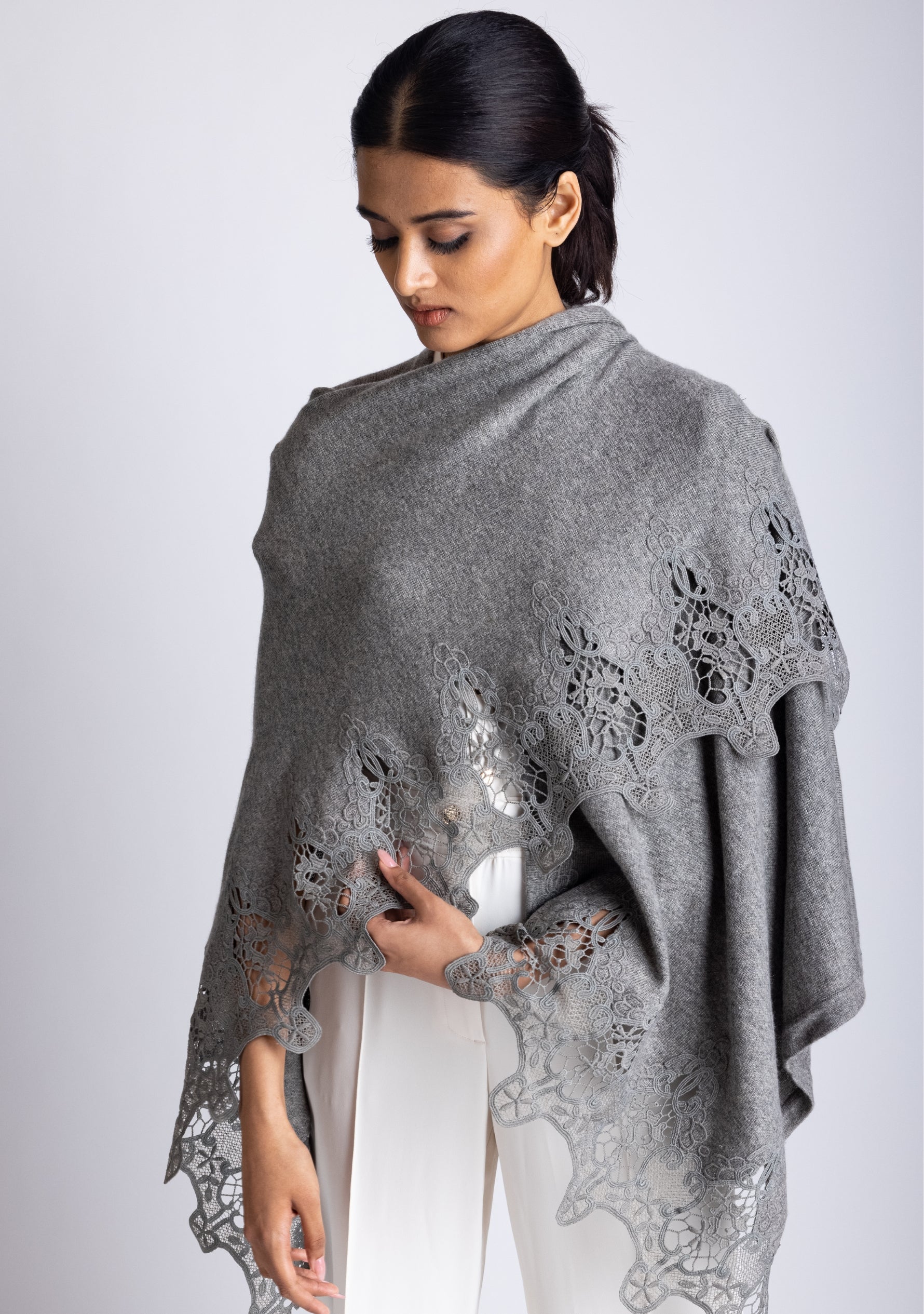 Grey Melange Knitted Fine Wool Cape with Grey Lace Application