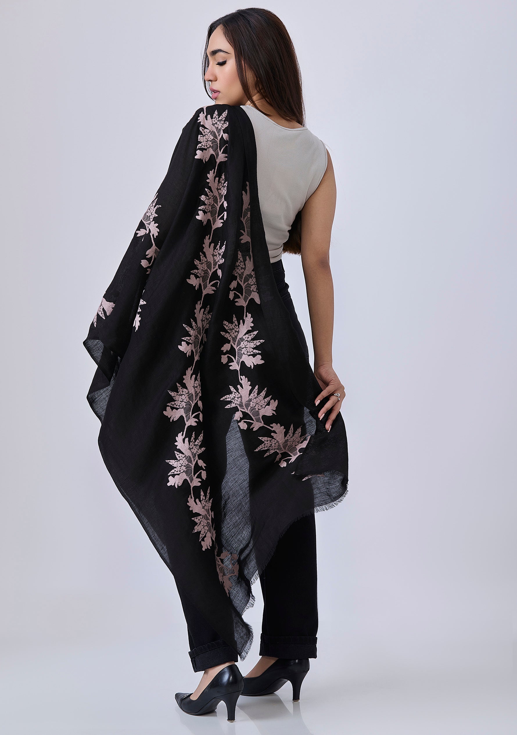 Black Linen & Modal Scarf
Lt. Copper Lace