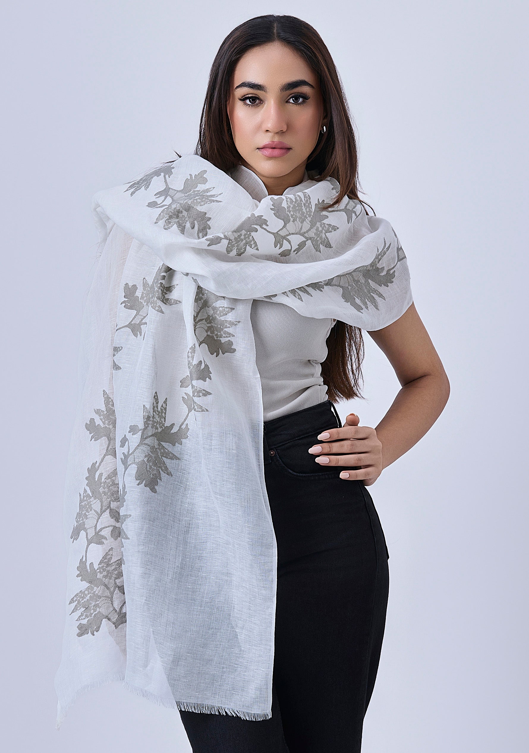 Ivory Linen & Modal Scarf Mousse Lace