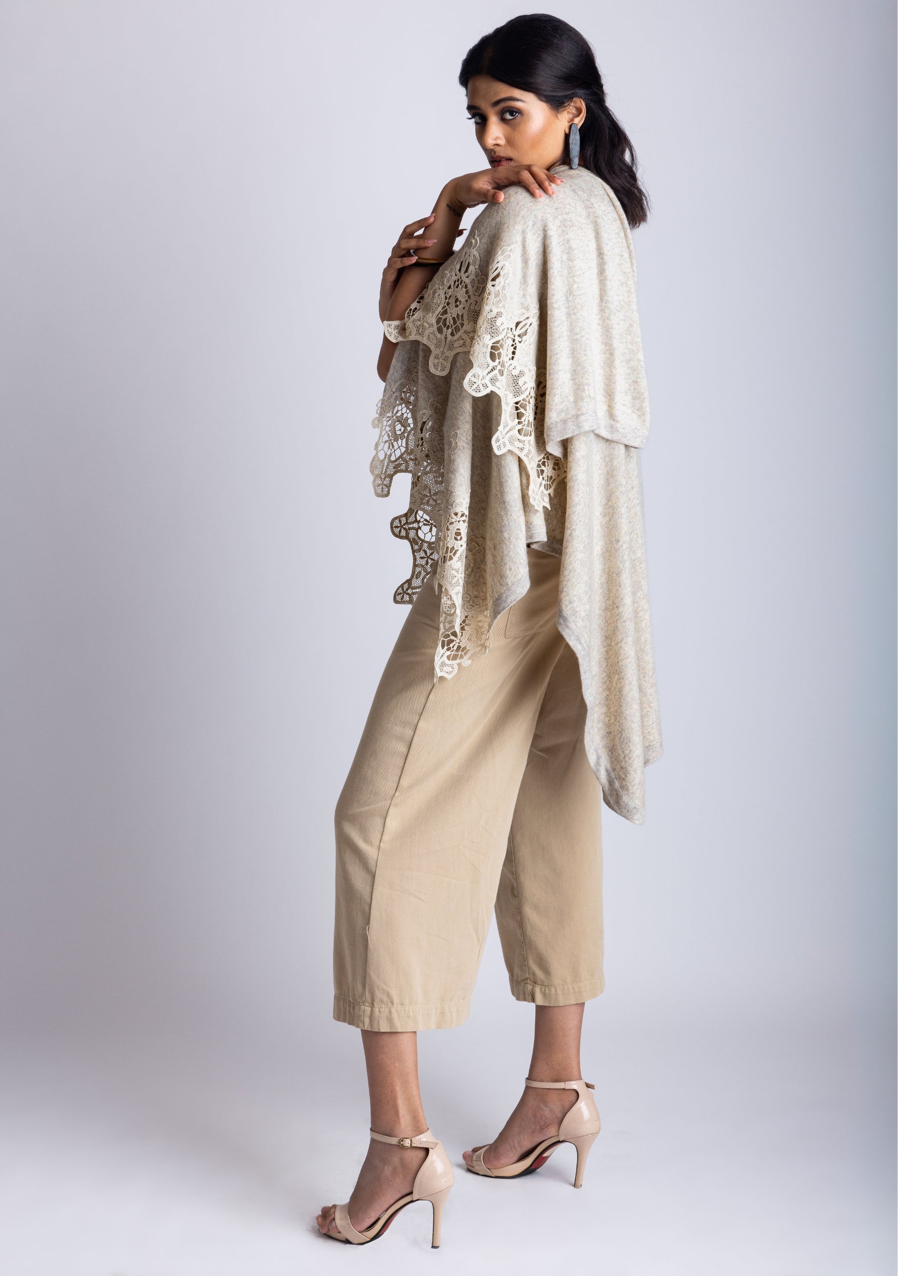 Oatmeal Melange Knitted Fine Wool Cape with Oatmeal Lace Application