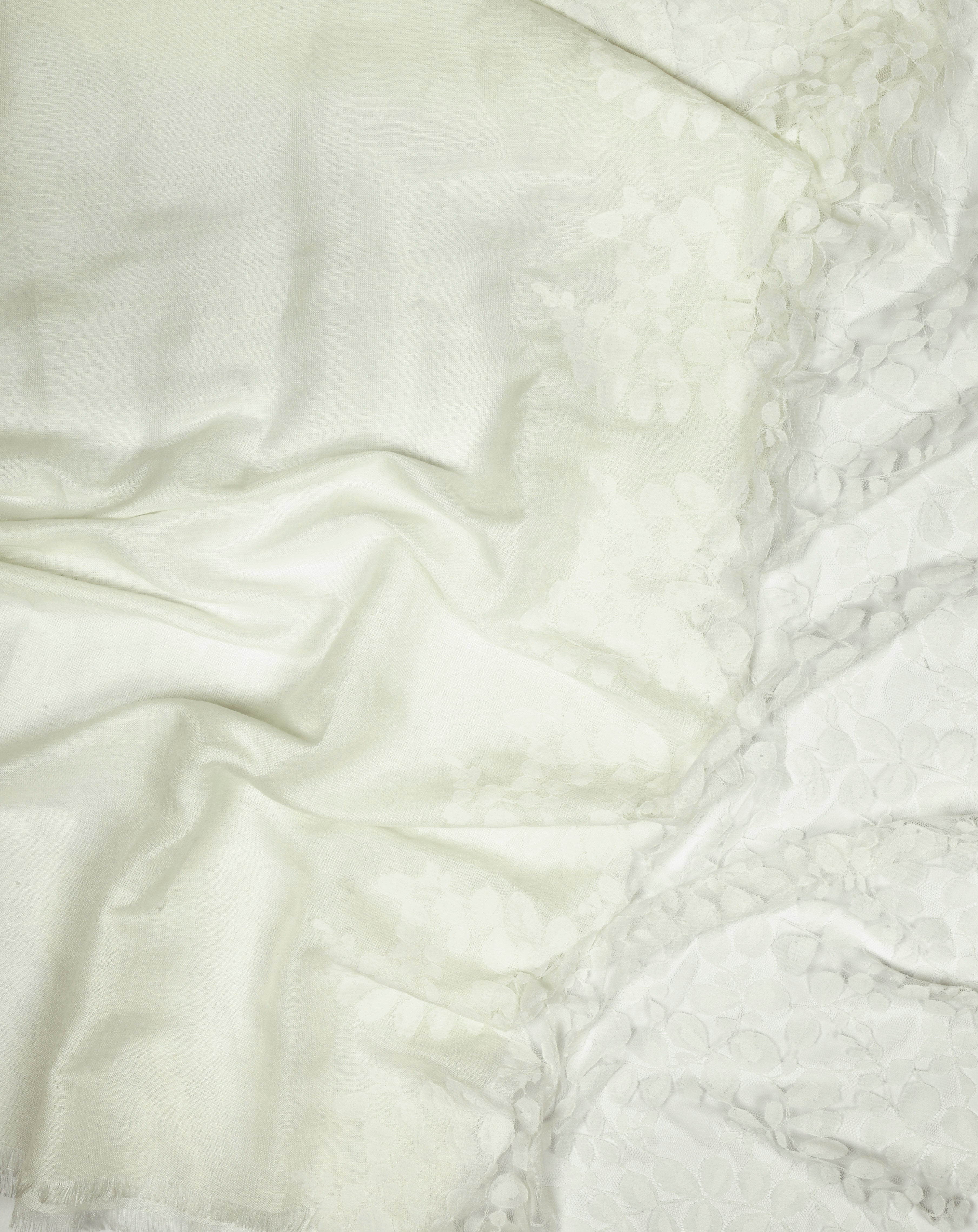 Ivory Linen and Modal Scarf with an Ivory Bold Leaf Lace