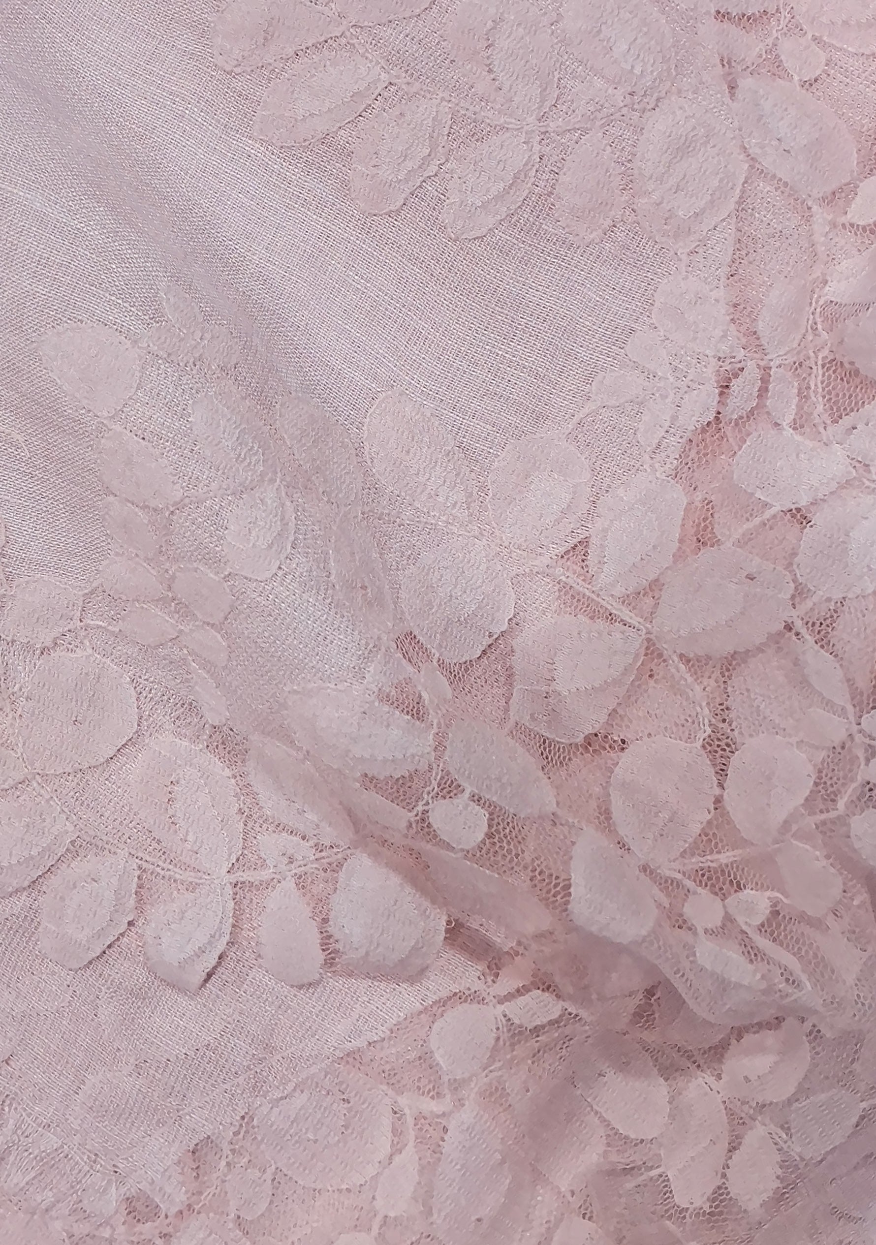 Soft Pink Linen & Modal Scarf 
Soft Pink Lace
