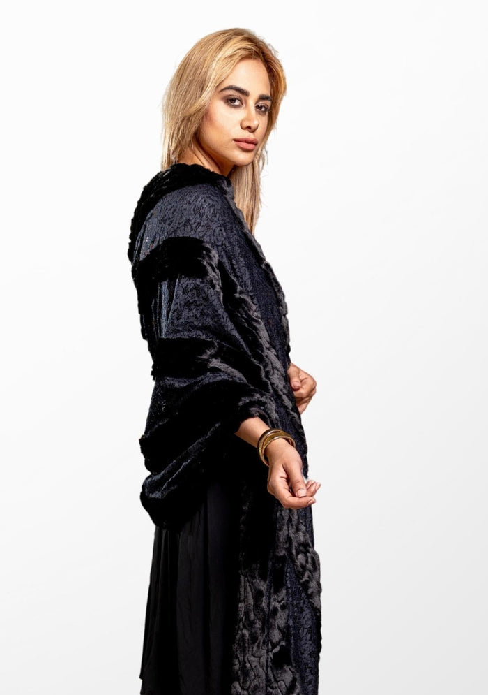 Black Floral Lace Scarf 
Black Faux Fur