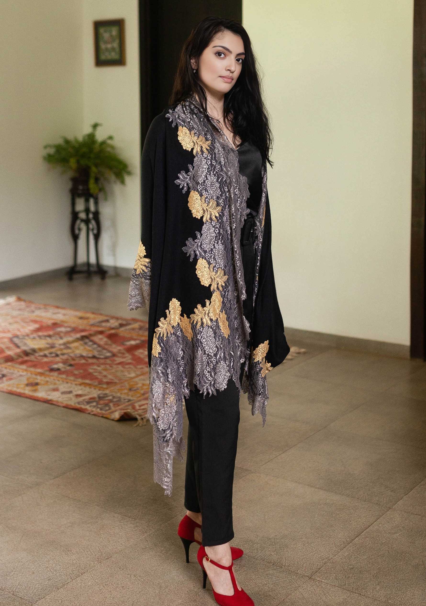 Black Wool & Silk Scarf 
Antique Silver & Dk. Gold Lace