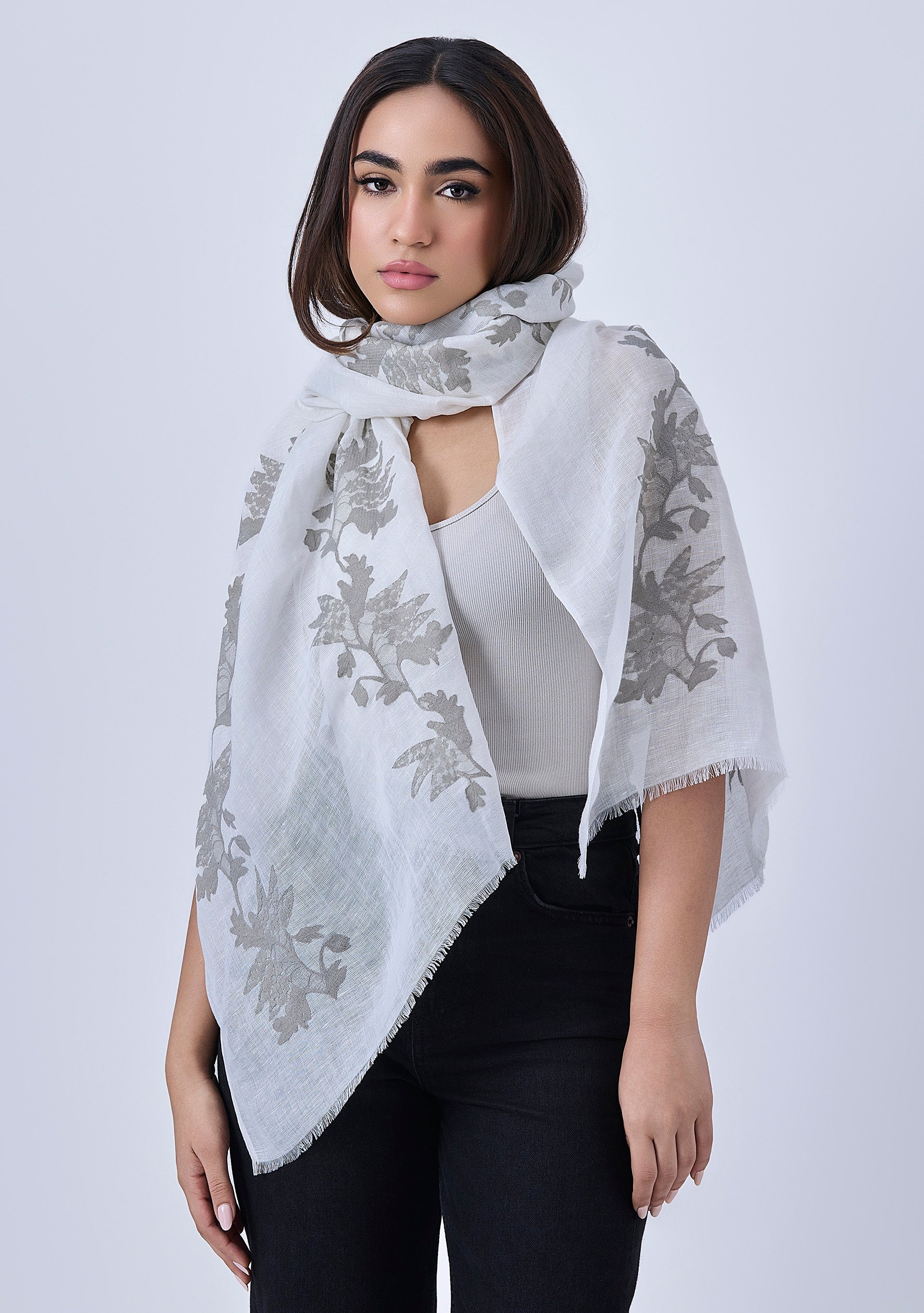 Ivory Linen & Modal Scarf Mousse Lace