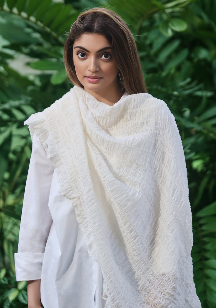 Ivory Fine Wool Stretchable Crinkle Scarf