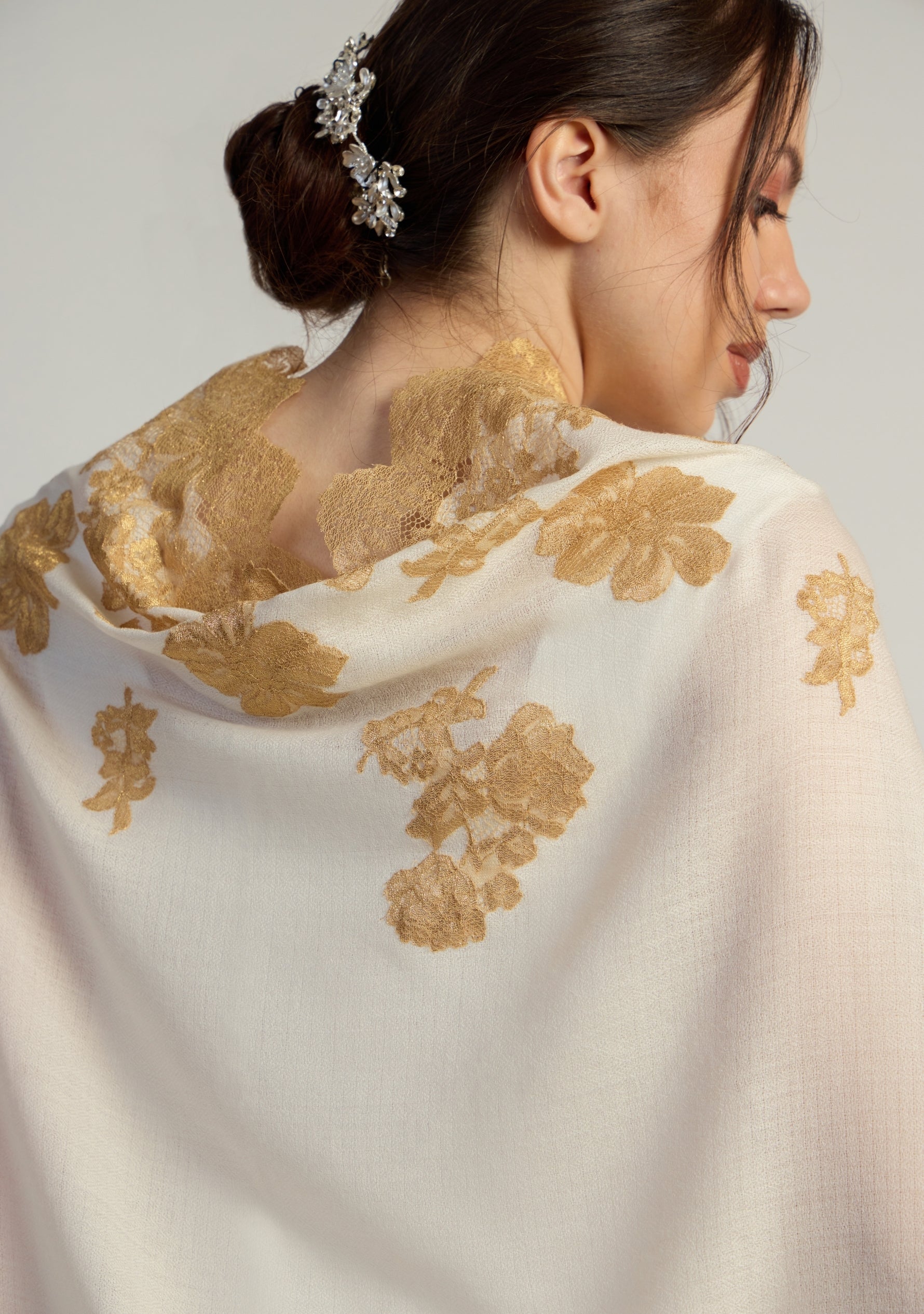 Maneesha Ruia ivory cashmere bridal scarf with white bead embellishments, luxury wedding scarf for brides