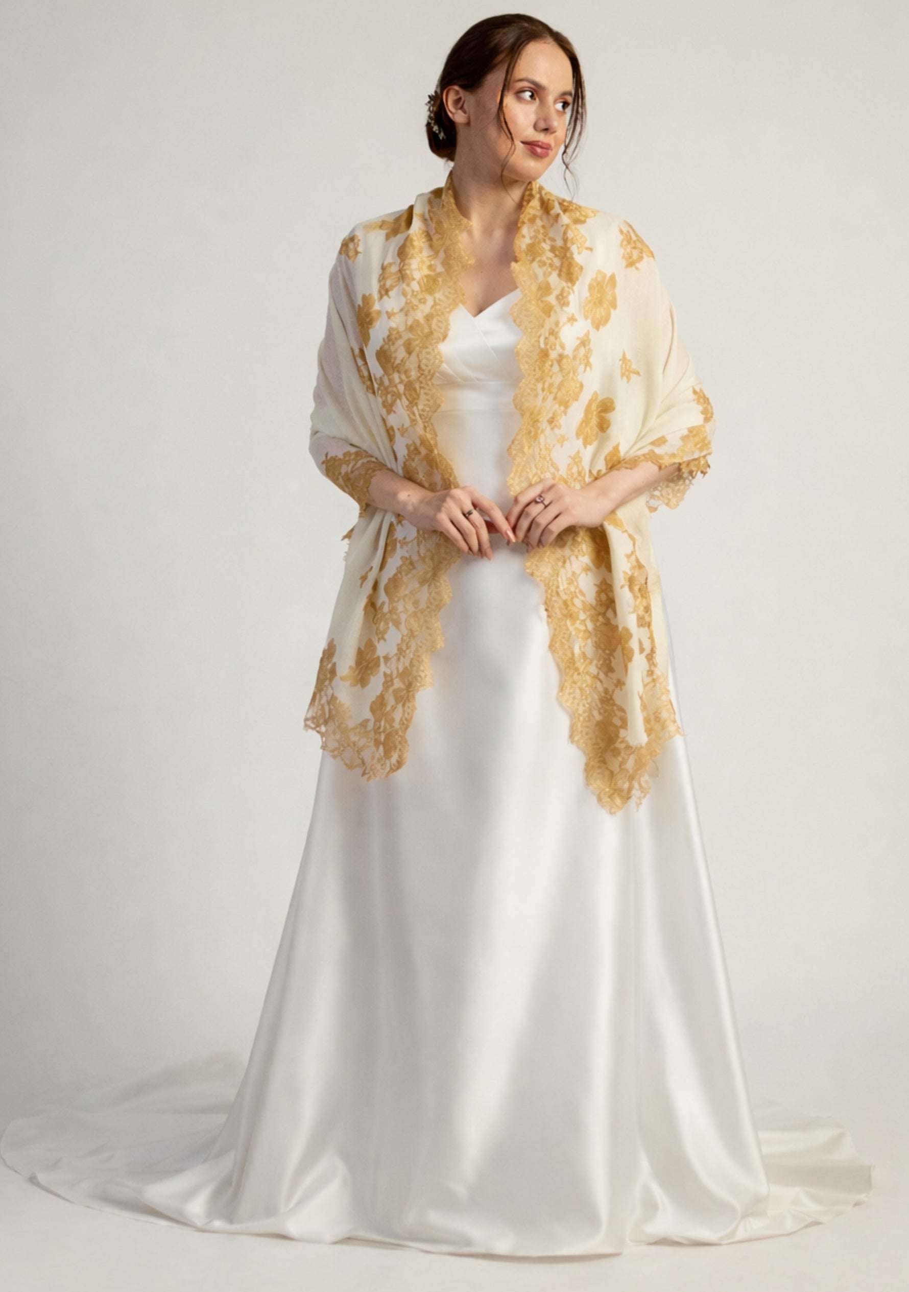 Maneesha Ruia ivory cashmere bridal scarf with white bead embellishments, luxury wedding scarf for brides