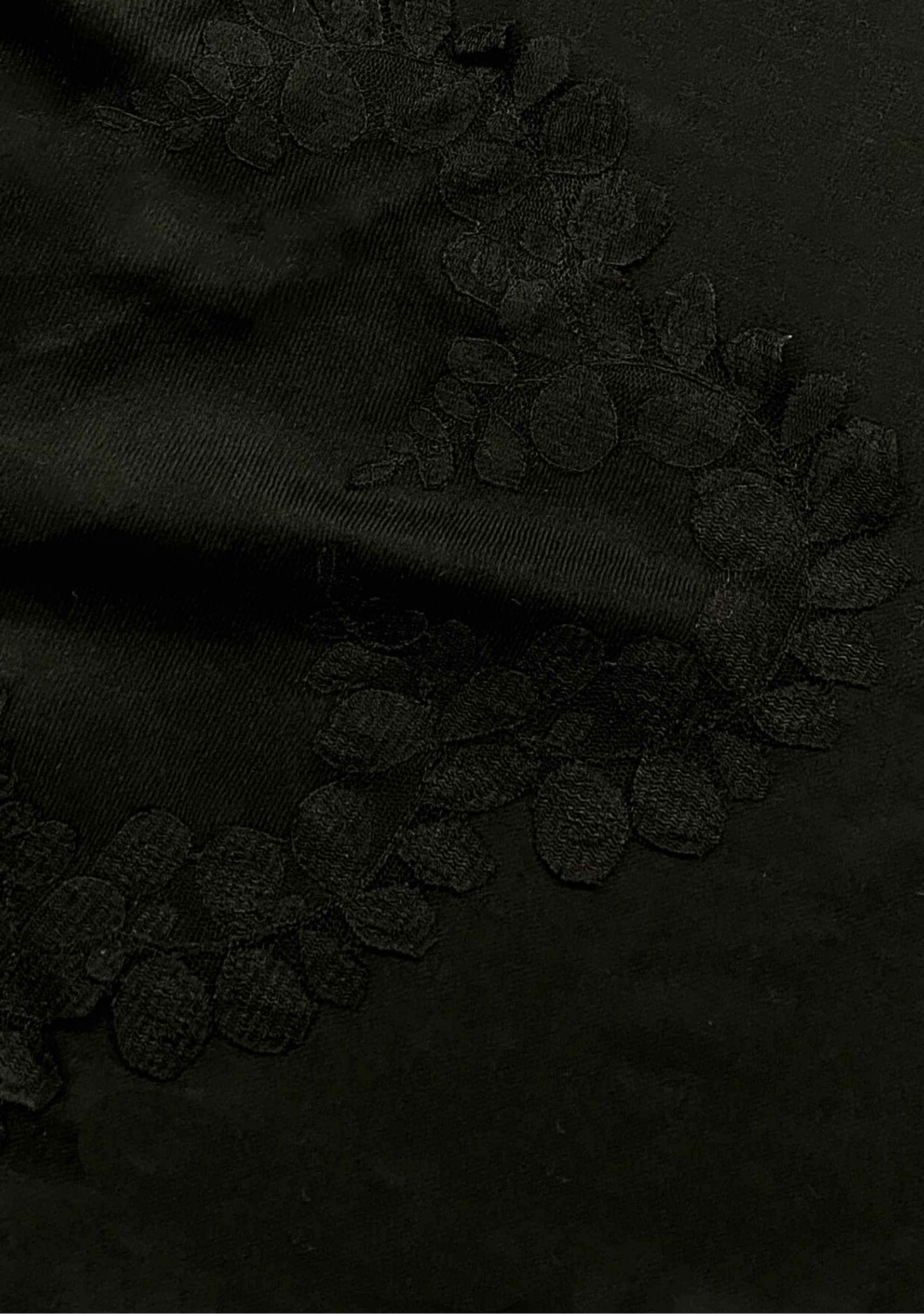 Black silk and wool scarf with black scalloped lace
