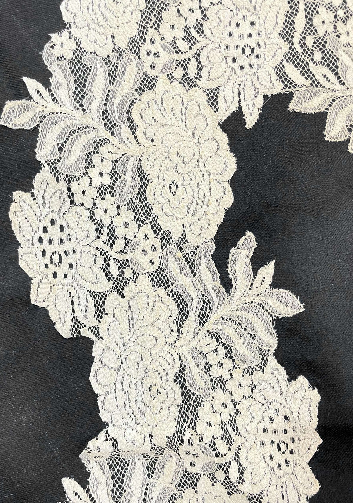 Black wool and silk scarf with beige lace