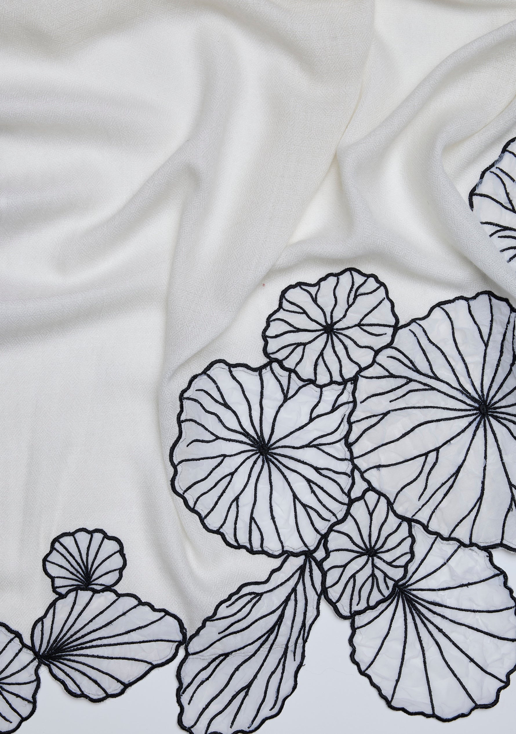 Ivory cashmere scarf with white and black lotus leaf appliques