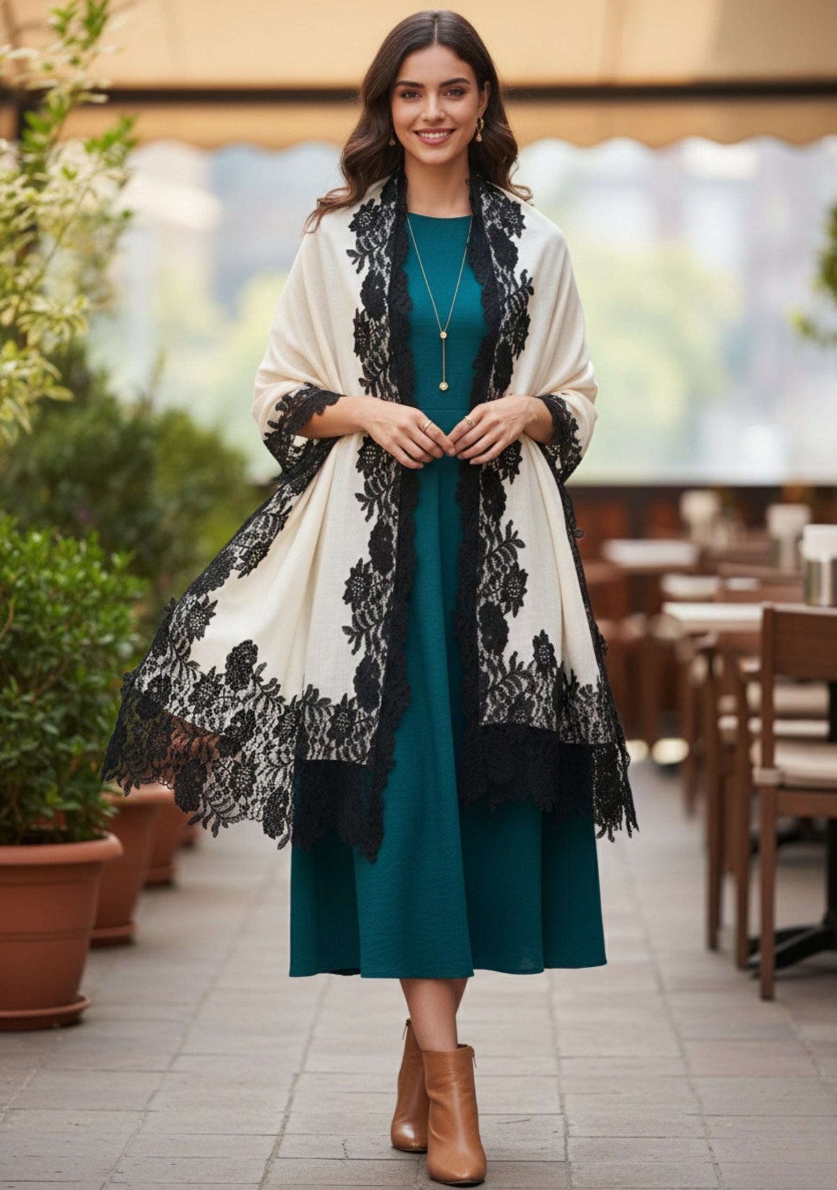 Ivory wool and silk scarf with black lace
