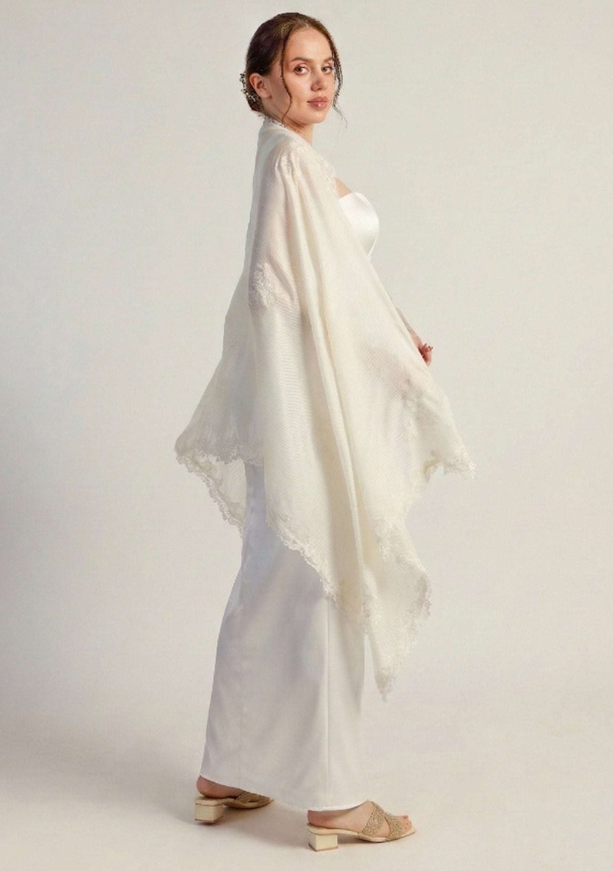Maneesha Ruia ivory modal bridal scarf with ivory lace, luxury lightweight wedding scarf for brides