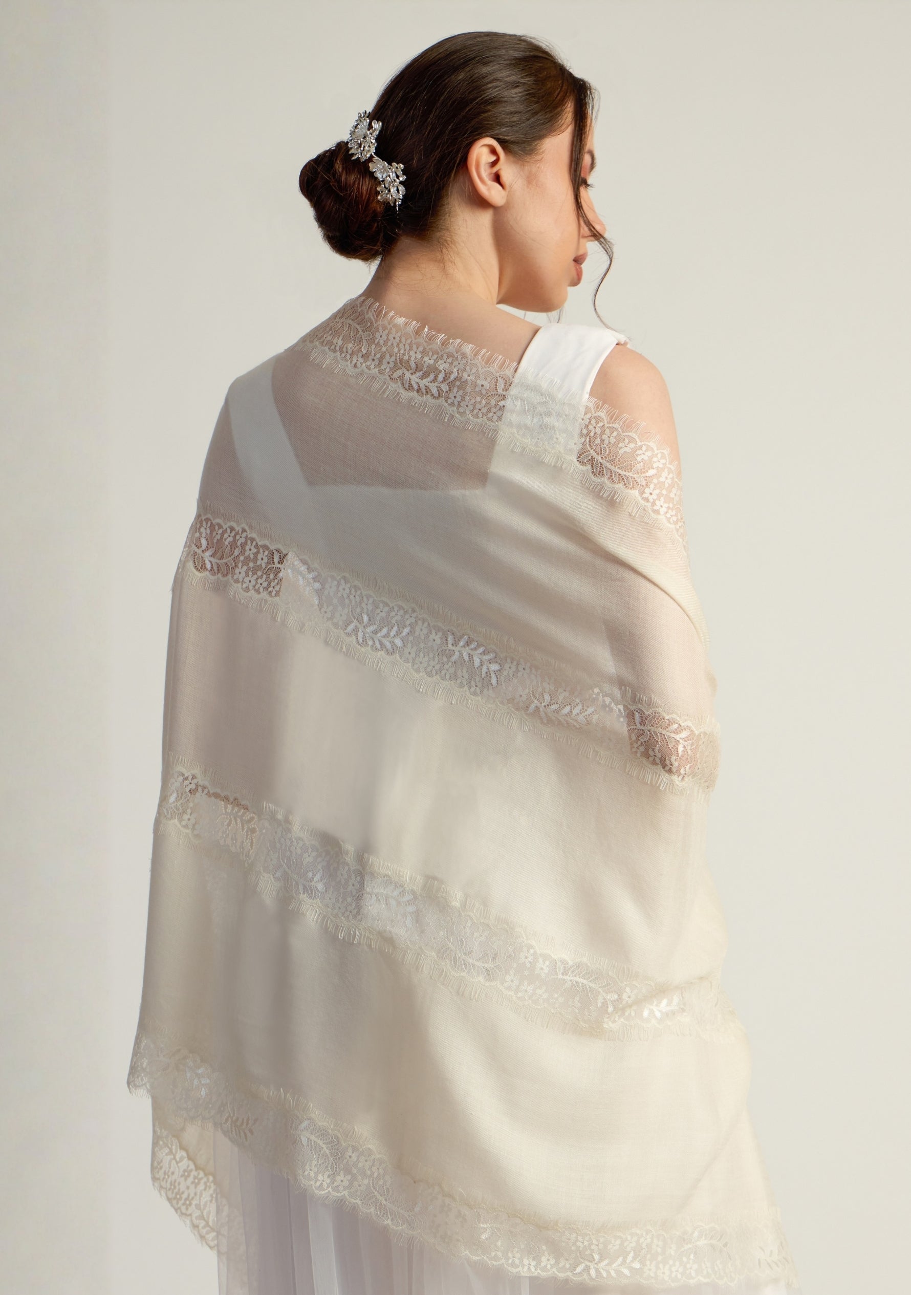 Maneesha Ruia ivory wool and silk bridal scarf with ivory filigree lace, luxury wedding scarf for brides