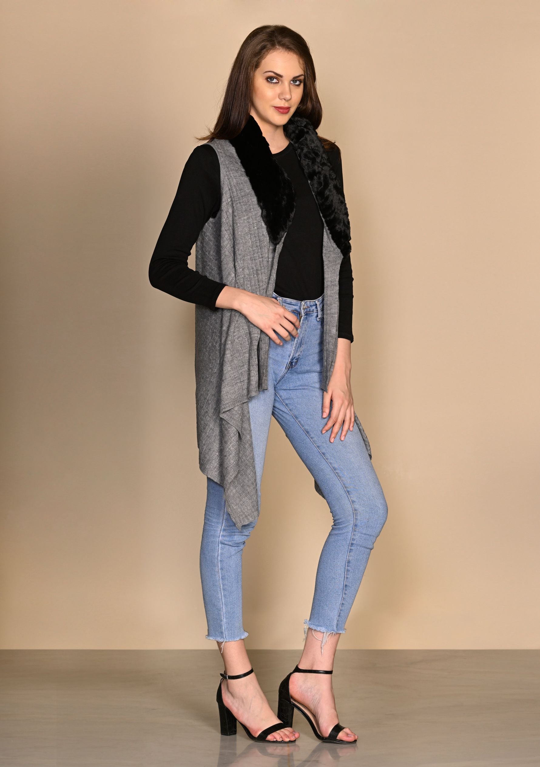 Dk. Grey Melange Cable Knit Fine Wool Sleeveless Jacket with Black Embossed Fur Collar