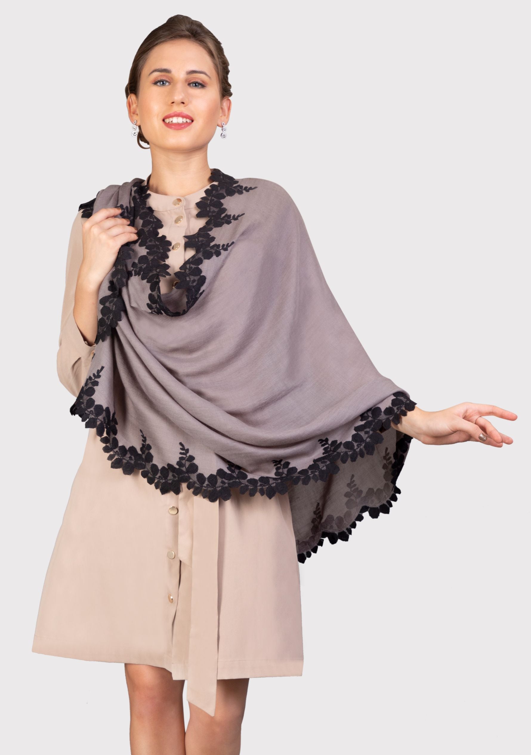 Mousse Silk and Wool Scarf with a Black Scalloped Lace Border